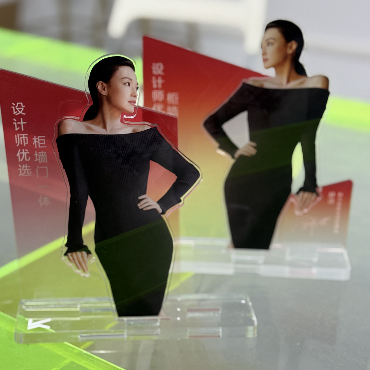 批量定制亚克力人形立牌 有机玻璃广告牌 UV喷绘桌牌台卡 专业厂 图片 2