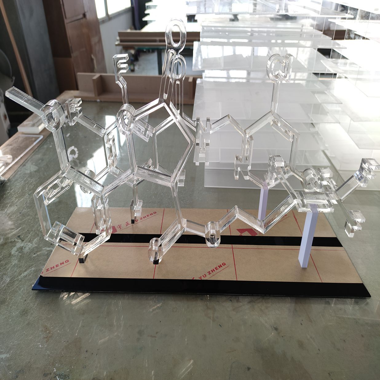 来图定制亚克力工艺品透明DNA造型摆件 有机玻璃艺术品定做厂家 图片 4